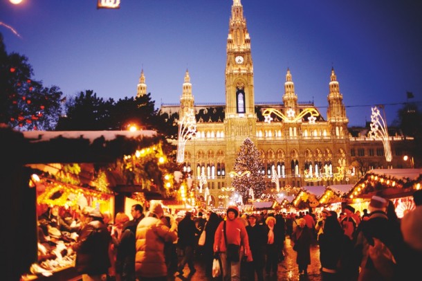 Rengetegen látogatnak Bécsbe advent idején