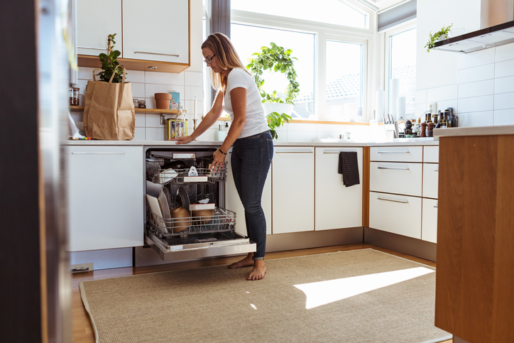 Így lesz ragyogóan tiszta a mosogatógéped – Hatékony és környezetbarát tippek