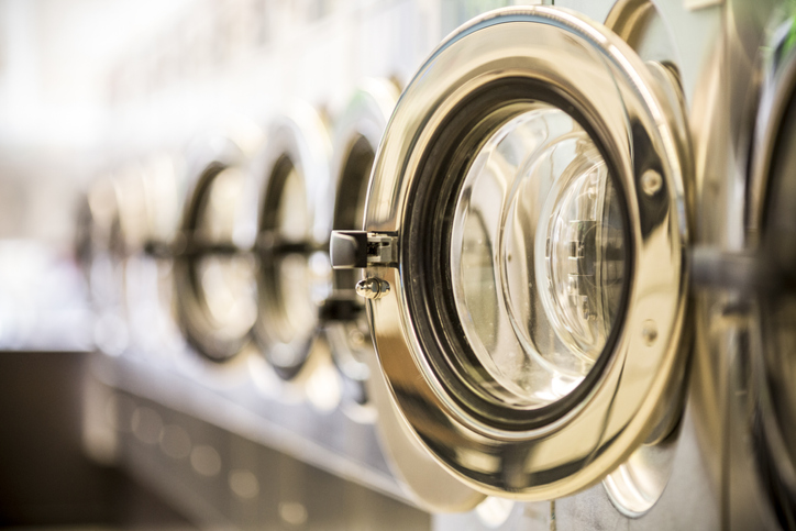 5 tuti trükk a mosógép tisztításához – Így tüntesd el a kórokozókat és a vízkövet
