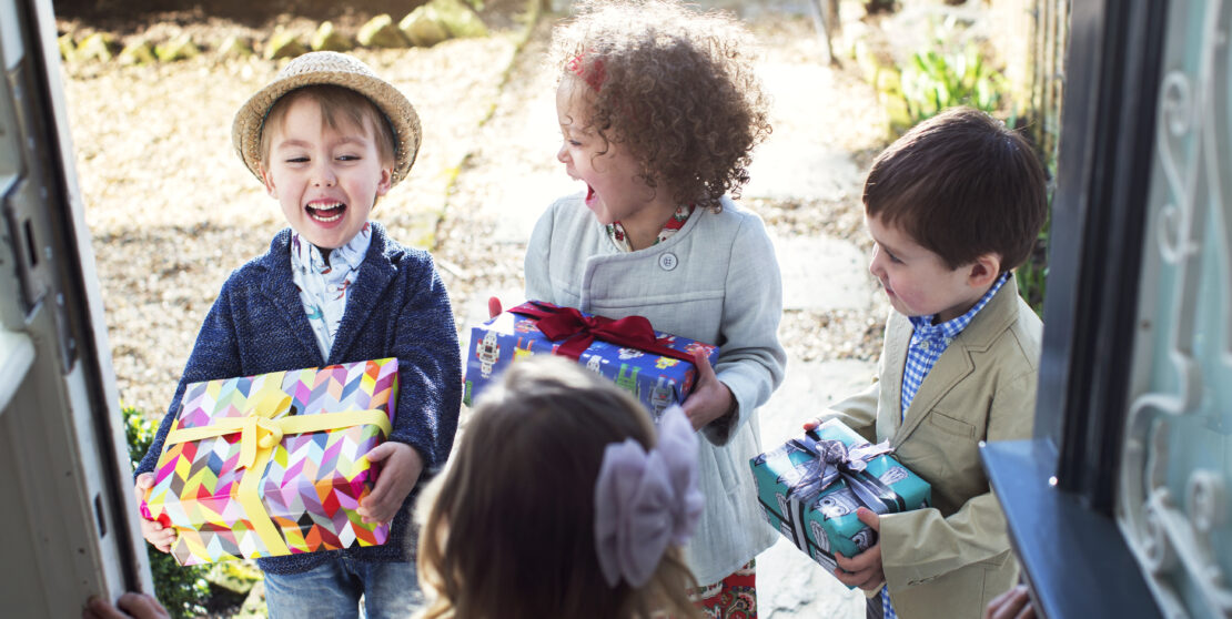 Gyereknapi ajándékötletek – Ezzel a 2 ötlettel tuti mosolyt csalsz az arcára