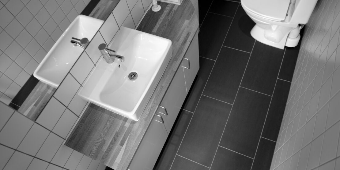 5 hiba, amit egy kicsi fürdőszoba berendezése során elkövetünk – Így kerüld el ezeket!