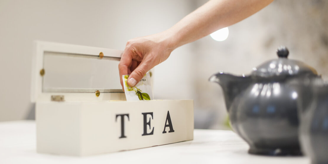 Ne dobd ki a leforrázott teafiltert! – Íme, 4 szuper trükk, amire felhasználhatod