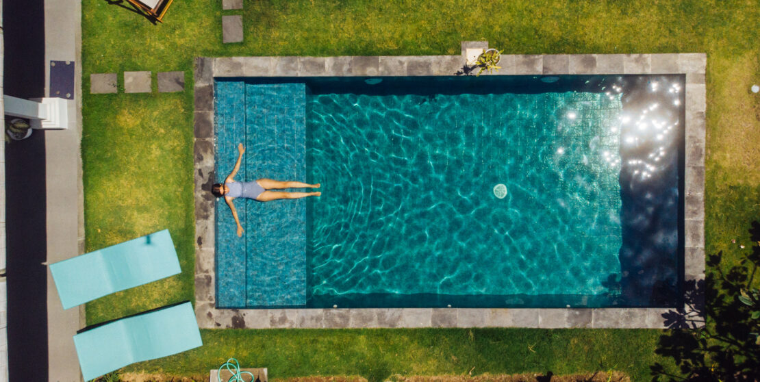 Sikkes medence dekorációk az Instagramról – Inspiráció, ha valami extrára vágysz a nyáron