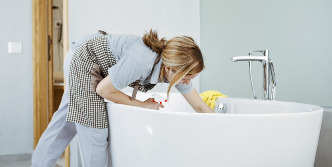 Fürdőkád alapos takarítása lépésről lépésre – Ints búcsút a szappan- és vízkőlerakódásoknak