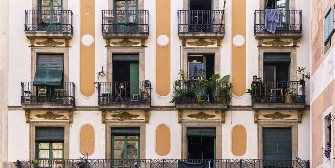 Spanyol mediterrán házak – Minden tudnivaló erről a déli stílusról