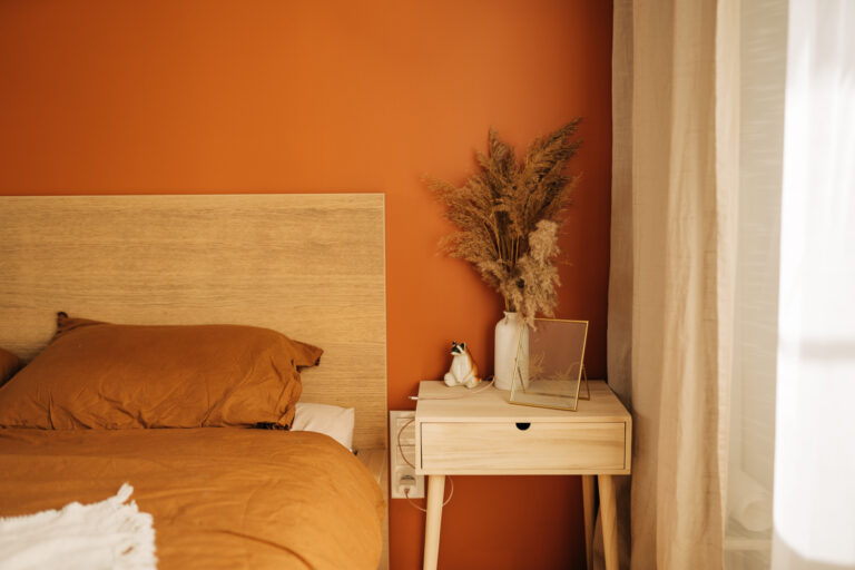 A szakértők szerint ez a 6 hálószoba szín garantálja, hogy boldogan ébredj
