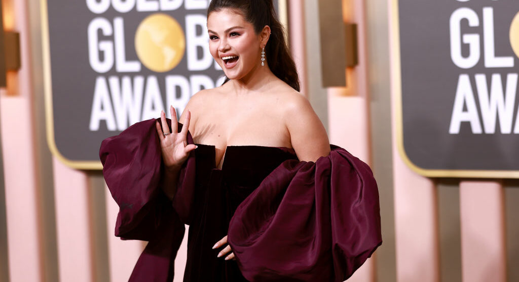 Selena Gomez ezzel a luxus hatású részlettel dobta fel a klasszikus fürdőszobáját